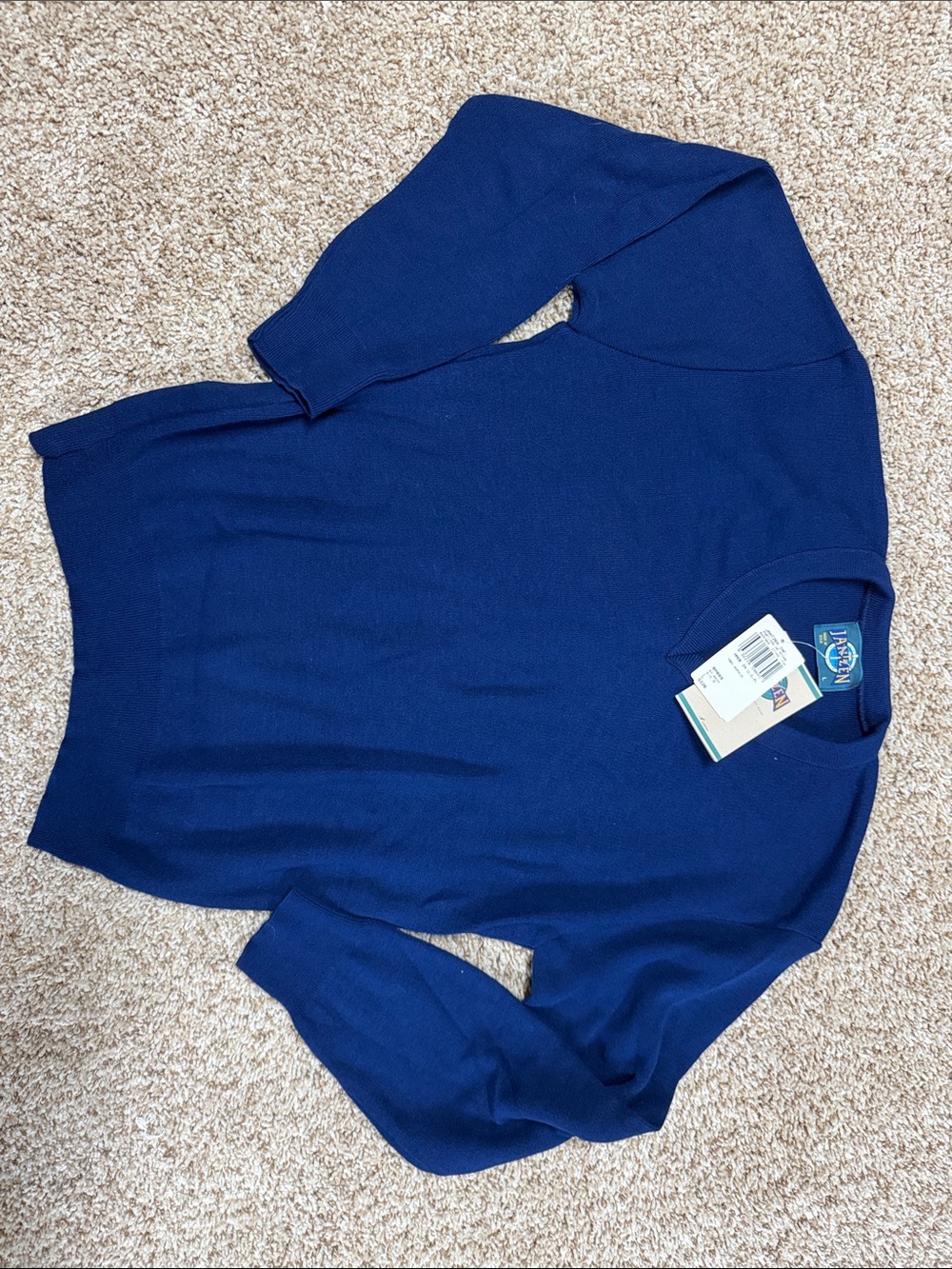 Vintage Jantzen Men's V-Neck Sweater in Royal Blue